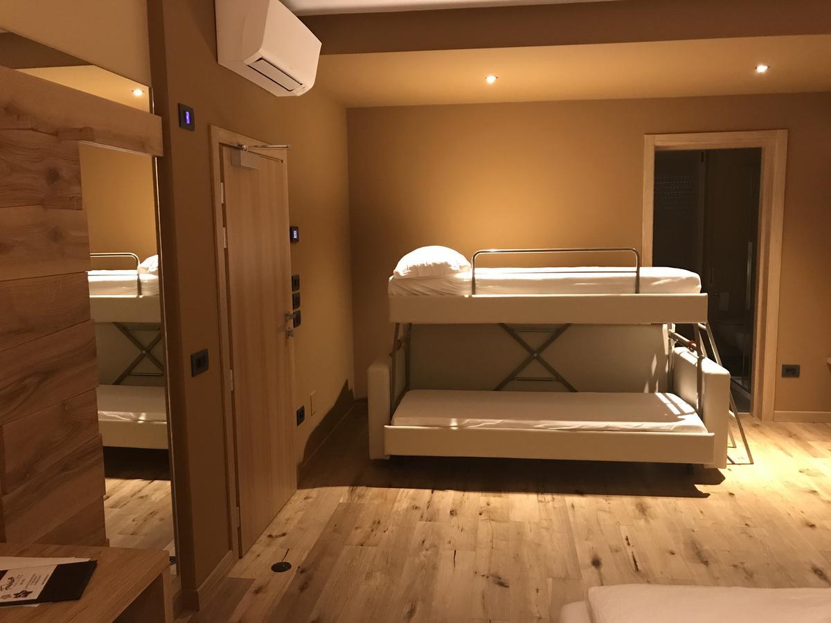 Carla Failela Hotel Вали дел Пазубио Екстериор снимка